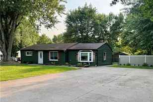 12755 Vincent Dr, Mantua, OH 44255 - Photo 2