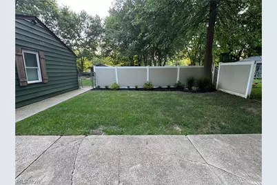 12755 Vincent Drive, Mantua, OH 44255 - Photo 6