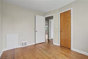 2590 21st St, Cuyahoga Falls, OH 44223 - Photo 22