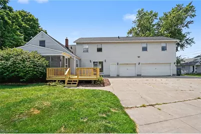 2590 21st Street, Cuyahoga Falls, OH 44223 - Photo 48