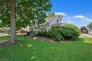 2590 21st St, Cuyahoga Falls, OH 44223 - Photo 50
