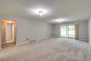 4505 Oakhill Blvd, Lorain, OH 44053 - Photo 34