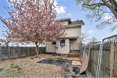 1815 Walden Avenue NW, Canton, OH 44709 - Photo 28