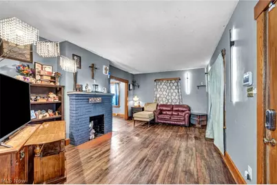 1815 Walden Avenue NW, Canton, OH 44709 - Photo 6