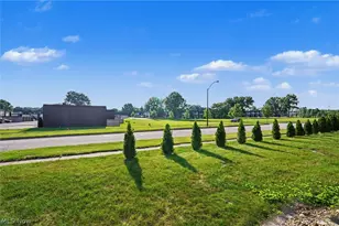 1501 Whitehall Blvd, Kent, OH 44240 - Photo 8
