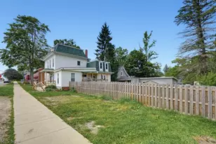 140 N Walnut St, Ravenna, OH 44266 - Photo 4