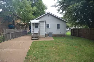 1742 Shaw Ave, Akron, OH 44305 - Photo 4