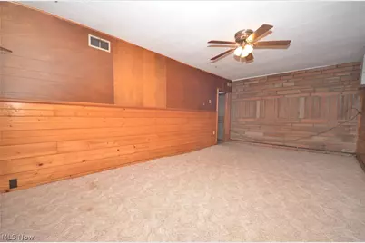 1742 Shaw Avenue, Akron, OH 44305 - Photo 22