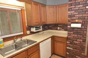 1742 Shaw Ave, Akron, OH 44305 - Photo 14