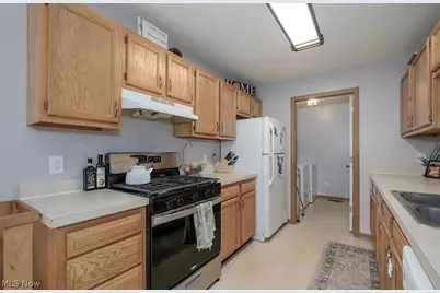 2430 Bordner Avenue SW, Canton, OH 44706 - Photo 14