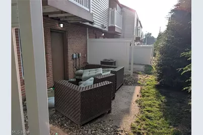 1511 Whitehall Boulevard, Kent, OH 44240 - Photo 6