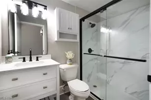 1211 W 9th St, Loveland, OH 44113 - Photo 6