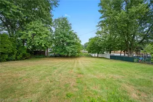 333 E Ridgewood Dr, Green Hills, OH 44131 - Photo 22
