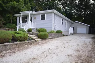 2910 Farmdale Rd, Akron, OH 44312 - Photo 1