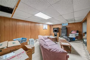 1590 Newcastle Cir, Akron, OH 44313 - Photo 24