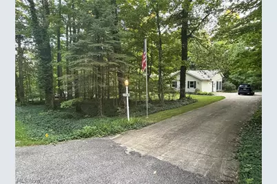 11578 Wilbert Road, Chardon, OH 44024 - Photo 4