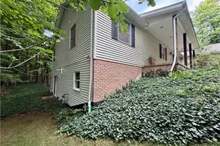 11578 Wilbert Rd, Chardon, OH 44024 - Photo 2