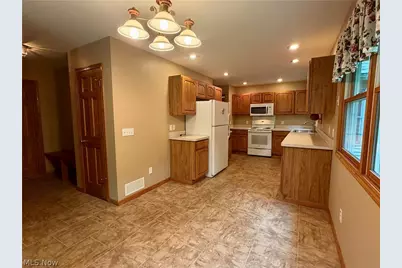 11578 Wilbert Road, Chardon, OH 44024 - Photo 14