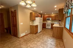 11578 Wilbert Rd, Chardon, OH 44024 - Photo 14