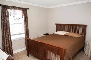 5887 Boxwood Dr, Lorain, OH 44053 - Photo 18