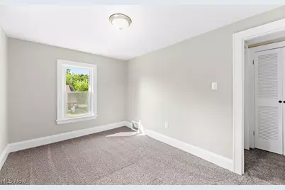 677 Eastland Avenue, Akron, OH 44305 - Photo 14