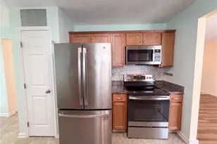 159 Prestwyck Ln, Elyria, OH 44035 - Photo 8
