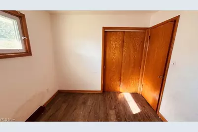 1569 Merrill Avenue, Akron, OH 44306 - Photo 10