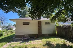 1569 Merrill Ave, Akron, OH 44306 - Photo 4