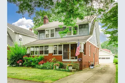 1634 Greenlawn Avenue, Akron, OH 44301 - Photo 1
