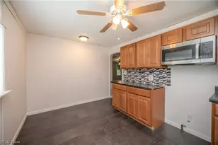 110 S Hazelwood Ave, Youngstown, OH 44509 - Photo 14