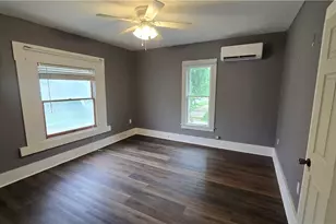 504 E Riddle Ave, Ravenna, OH 44266 - Photo 16