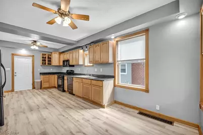 175 E Walnut Avenue, Painesville, OH 44077 - Photo 14