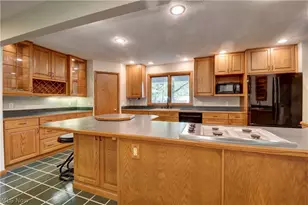 3136 Englewood Dr, Silver Lake, OH 44224 - Photo 10