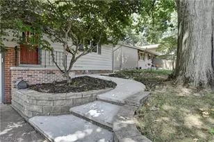 3136 Englewood Dr, Silver Lake, OH 44224 - Photo 2