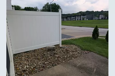 1565 Whitehall Boulevard, Kent, OH 44240 - Photo 10