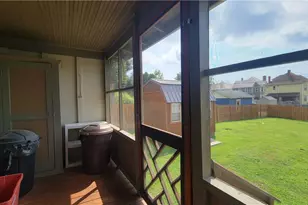 304 Oakwood Ave, Marietta, OH 45750 - Photo 10