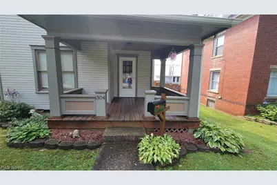 304 Oakwood Avenue, Marietta, OH 45750 - Photo 2