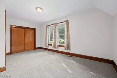 957 Cleveland Avenue, Amherst, OH 44001 - Photo 16
