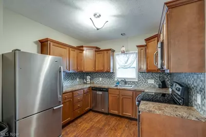 77 Devonshire Drive, Akron, OH 44312 - Photo 6