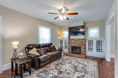 77 Devonshire Drive, Akron, OH 44312 - Photo 4