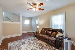 77 Devonshire Dr, Akron, OH 44312 - Photo 4