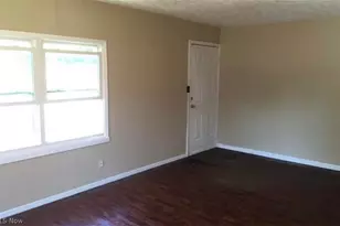 4047 Tacoma Ave, Lorain, OH 44055 - Photo 4