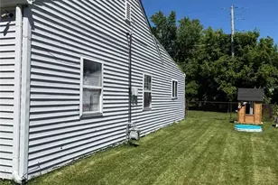 4047 Tacoma Ave, Lorain, OH 44055 - Photo 10