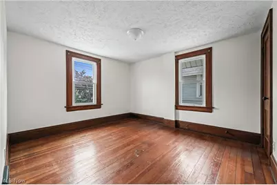 330 Cleveland Street, Akron, OH 44306 - Photo 12