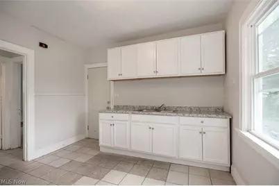723 E 162nd Street, Loveland, OH 44110 - Photo 6