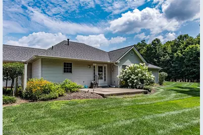 952 Rosemarie Circle, Wadsworth, OH 44281 - Photo 24