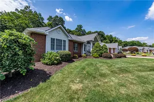 952 Rosemarie Cir, Wadsworth, OH 44281 - Photo 26