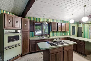 9550 Olde 8 Rd, Northfield, OH 44067 - Photo 2