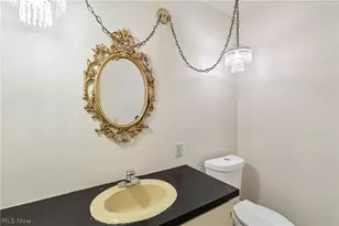 9550 Olde 8 Rd, Northfield, OH 44067 - Photo 24