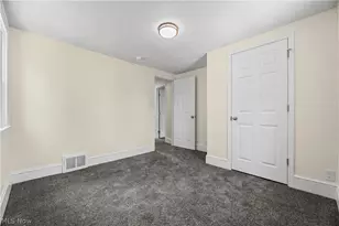 874 Wilmot St, Akron, OH 44306 - Photo 14